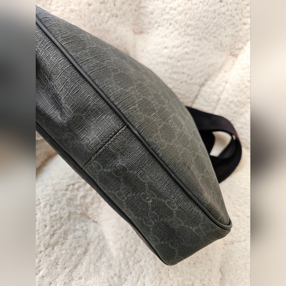 Gucci unisex messenger bag - Picture 12 of 13